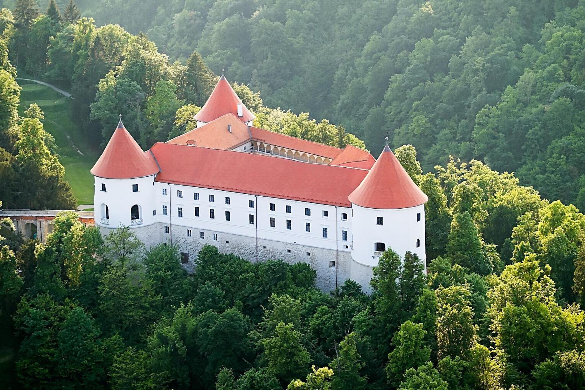 Mokrice Castle Estate Obrezje