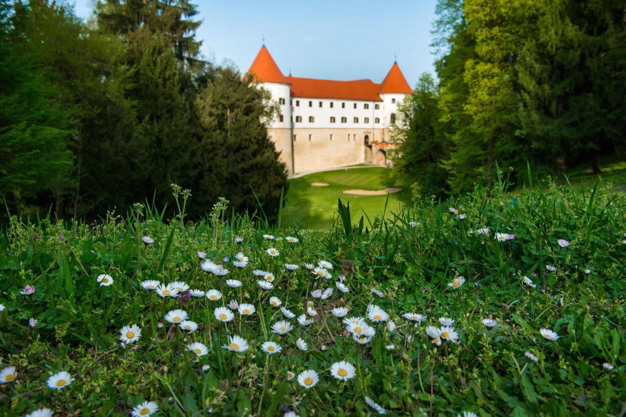 Mokrice Castle Estate Hotel